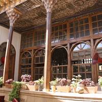 خانه منطقی‌نژاد 